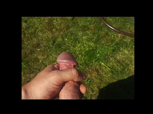 ❤️ Hot Hottie bekommt ihre rosa Pussy gefickt und spritzt in einem Sommergarten ab ❤ Fuck video bei de.eviewporn-com.ru ﹏