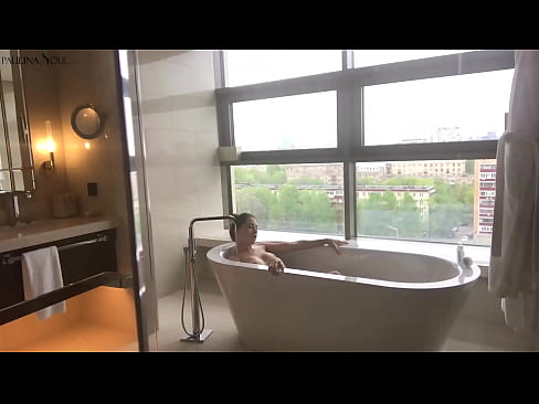 ❤️ Riesiges Babe wichst leidenschaftlich ihre Muschi im Badezimmer ❤ Fuck video bei de.eviewporn-com.ru ﹏