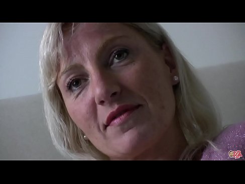 ❤️ Die Mutter, die wir alle gefickt haben ... Lady, benehmen Sie sich! ❤ Fuck video bei de.eviewporn-com.ru ﹏