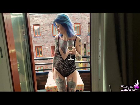 ❤️ Großartiges Mädchen lutscht mit einem Schluck und fickt leidenschaftlich unter freiem Himmel ❤ Fuck video bei de.eviewporn-com.ru ﹏